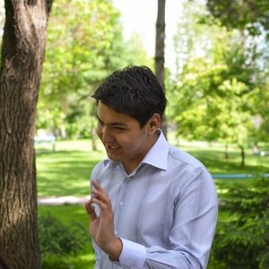 Tchinguiz - Prof de russe - Paris