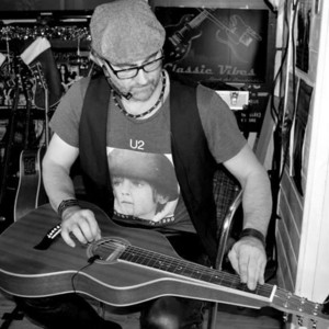 David - Prof de guitare acoustique - Orléans