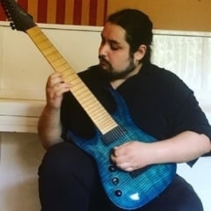 Lucas - Prof de guitare - Mont-Saint-Aignan