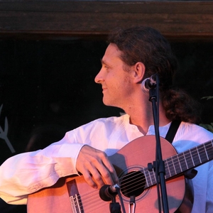 Cyrille - Prof de guitare - Gennevilliers
