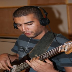 Wael - Prof d'instruments à cordes - Lyon