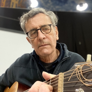 Julien - Prof de guitare acoustique - Mons-en-Baroeul