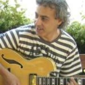 Manuel - Prof de guitare - Rives-sur-Fure