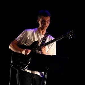 Loan - Prof de guitare - Paris 11e