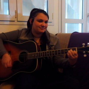 Glwadys - Prof de guitare - Rochefort
