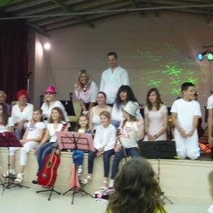 ISABELLE - Prof d'instruments à cordes - Saint-Laurent-sur-Manoire