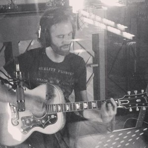 Julien - Prof de guitare - Paris