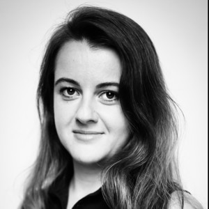 Laure - Prof de yoga - Lyon