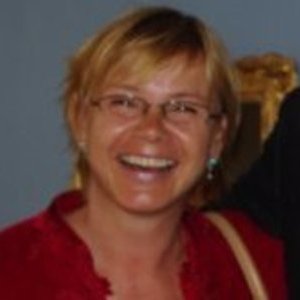 Lena - Prof de yoga - Paris