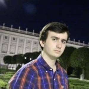 Arthur - Prof d'histoire - Paris