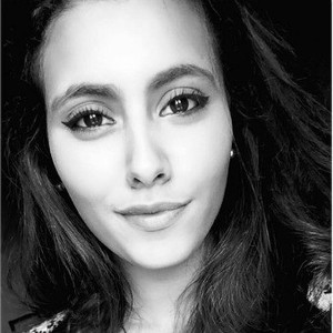 Nesrine - Prof d'histoire - Paris