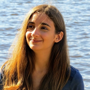 Lina - Prof d'histoire - Paris