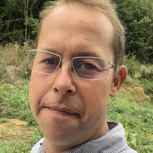 Tom, - Prof de luxembourgeois - Herserange