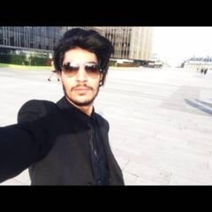 Hamza - Prof d'initiation informatique - Paris