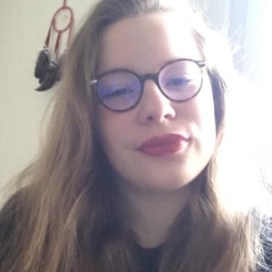Alice - Prof d'initiation informatique - Omissy