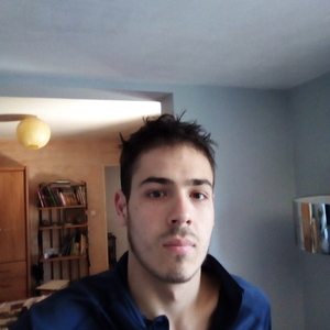 Axel - Prof de langages informatiques - Les Pennes-Mirabeau
