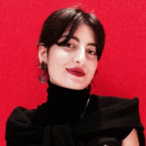 Mariam - Prof de broderie - Paris