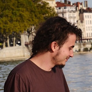 Hugo - Prof d'initiation internet - Gap