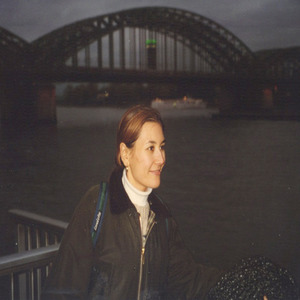 Antonella - Prof d'économie - Paris