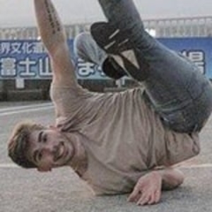 Steven - Prof de japonais - Cergy