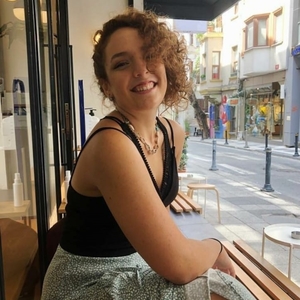 Elif - Prof de fle - français langue étrangère - Beşiktaş