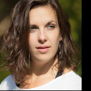 Agnès - Prof d'aide aux devoirs - Roost-Warendin