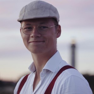 Augustin - Prof de physique - chimie - Toulon