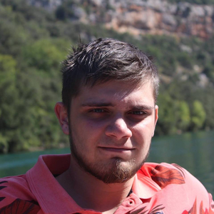 Bryan - Prof d'initiation informatique - Crépy