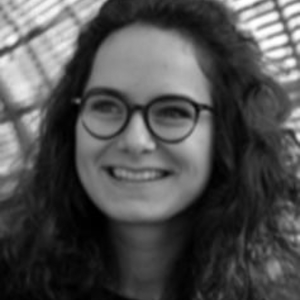 Léa - Prof de maths - Paris