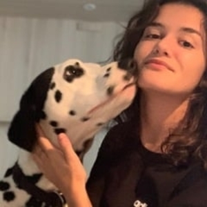 Laura - Prof de maths - Paris