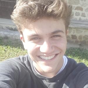 Théo - Prof de maths - Paris