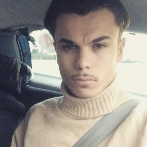 Dylan - Prof de maths - Lyon