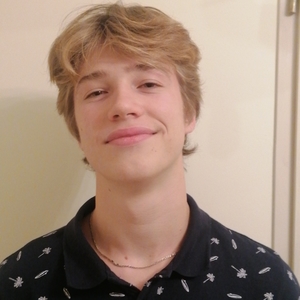 Lucas - Prof de maths - Civrieux