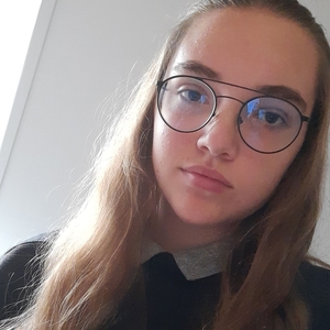 Sabrina - Prof de maths - Saint-Gengoux-le-National