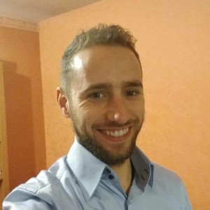 Yann - Prof de marketing - Nancy
