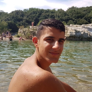 Théo - Prof de maths - Camaret-sur-Aigues