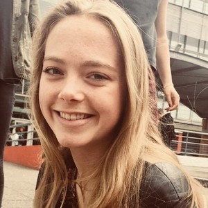 Constance - Prof de maths - Lyon