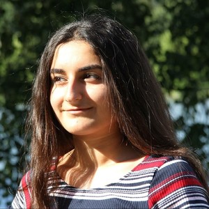 Kiana - Prof de maths - Nivelles