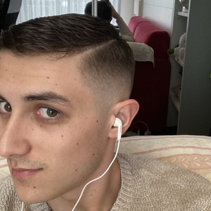 Romain - Prof de maths - Drap