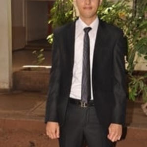Radouane-Reda - Prof de maths - Paris