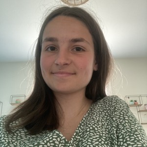 Anna - Prof de maths - Bazas