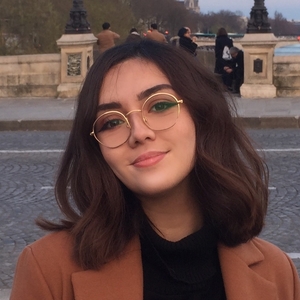Lisa - Prof de maths - Torcy
