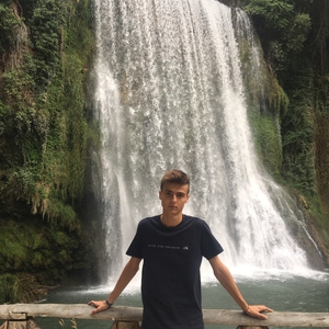Tom - Prof de maths - Hérouville-Saint-Clair
