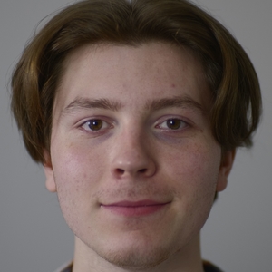 Tom - Prof d'initiation informatique - Bétheny