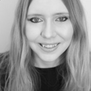 Charlotte - Prof d'initiation informatique - Paris