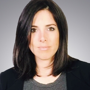 Lolita - Prof d'œnologie - Neuilly-sur-Seine