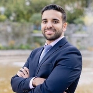 Yacine - Prof de bureautique - Clichy