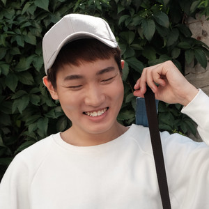 Dong Myeong - Prof de coréen - Paris