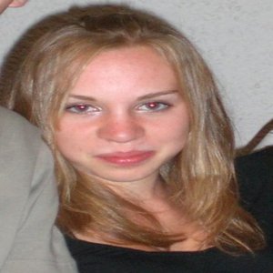 Aurelie - Prof de maths - Montreuil