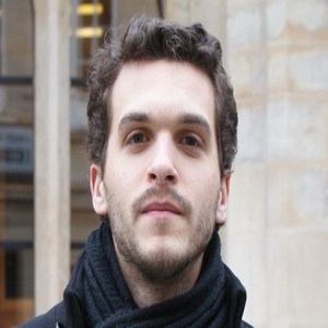 Adrien - Prof d'histoire - Paris